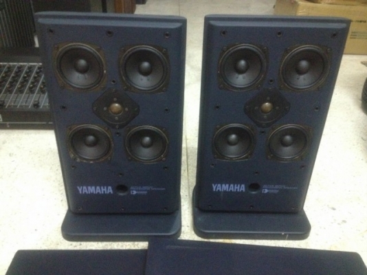 ลำโพง YAMAHA AST SF90 เก่าญี่ปุ่นมีขาตั้งครบสภาพสวยเสียงดีหายากแล้วครับ