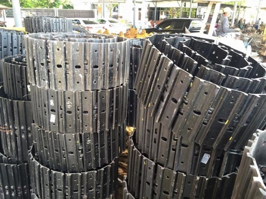 โซ่ใหม่พร้อมใบ นำเข้าจากเกาหลี pc40komatsu
