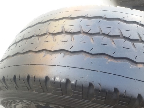 ขายยาง215/70/15 ปี 2114 BRIDGESTONE R624 4 เส้น