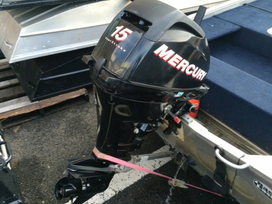 เรืออลูมิเนียม เครื่องเมอร์คิวรี่ 15 แรง 4 จังหวะ ปี08 พร้อมเทรลเลอร์ เบาะตีปลา มอเตอร์ไกด์ สภาพเดิมๆจากญี่ปุ่น นำเข้าจากประเทศญี่ปุ่น #‎สอบถามโทร. 081-4047671 คุณนรินทร์ เรืออลูมิเนียม เครื่องเมอร์คิวรี่ 15 แรง 4 จังหวะ ปี08 พร้อมเทรลเลอร์ เบาะตีปลา มอเตอร์ไกด์ สภาพเดิมๆจากญี่ปุ่น นำเข้าจากประเทศญี่ปุ่น #‎สอบถามโทร. 081-4047671 คุณนรินทร์