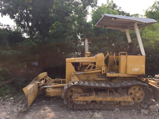ขายด่วน KOMATSU D20P-5 เก่าใน ปรับสภาพใหม่  พร้อมใช้ สนใจโทร 089-7462641 เจ๊สุวรรณีจ้า...
