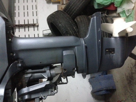 เครื่องเรือยามาฮา25hp หัวมน หางสั้น