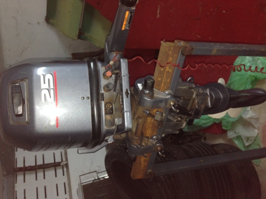 เครื่องเรือยามาฮา25hp หัวมน หางสั้น