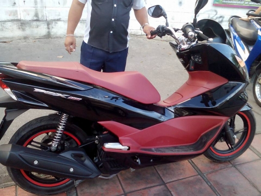 ขาย HONDA PCX 150 ปี 58 ไฟหน้า LED เครื่องดีเดิมๆ สภาพภายนอกสวย เล่มพร้อมโอน (ทะเบียนสวย สั่งจองมา)