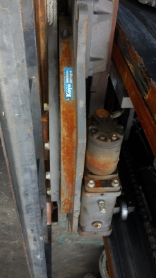 ขายงาหมุนแบบเกาะขนาด3.0ตัน