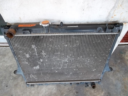 หม้อน้ำ อีสุ ดีแม็ค ISUZU D-max มือ2 สภาพดี ของแท้