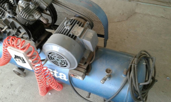 ปั้มลมอินวาต้าของญี่ปุ่นครับ ปั้มลมอินวาต้าของญี่ปุ่นครับ