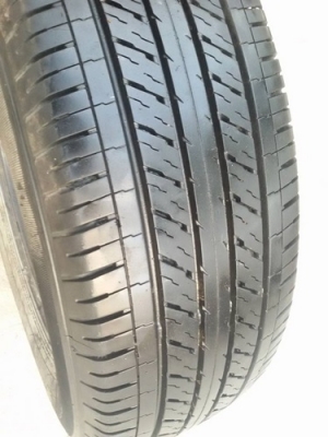 ขายยาง215/65/16 ปี 14 DUNLOP LT37  4 เส้น