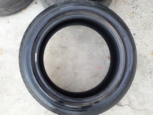 ขายยาง215/50/17 ปี 3812  BEIDGESTONE GR90  2 เส้น