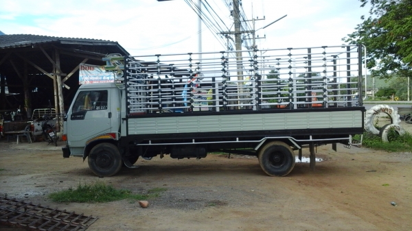 ขาย  fc เครื่อง 120 เดิมทุกอย่าง เครื่องดี คัชซี เยี่ยม รถห้างแท้ ยาว5.50 ม.