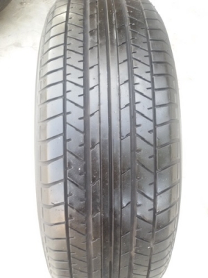 ขายยาง215/60/17 ปี 1513 TOYO  4 เส้น