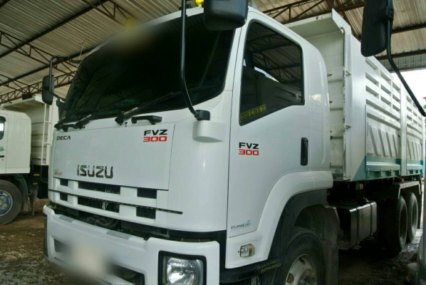 Isuzu fvz300  ยางใหม่สิบเส้น เพิ่งเปลี่ยน 5 กุมภาพันธ์ 2559 จ้า
