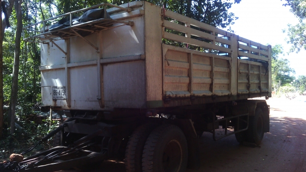 ขายลูกพ่วงดั้มพนัสสภาพดียางดี