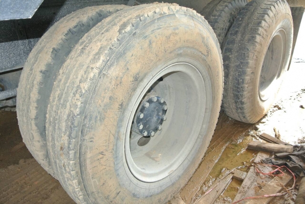 Hino  fm 251 งานบางชิ้นค้างนานเพราะเจ้าของอยากได้ราคาเกินความจริง คงเข้าใจนะคะ