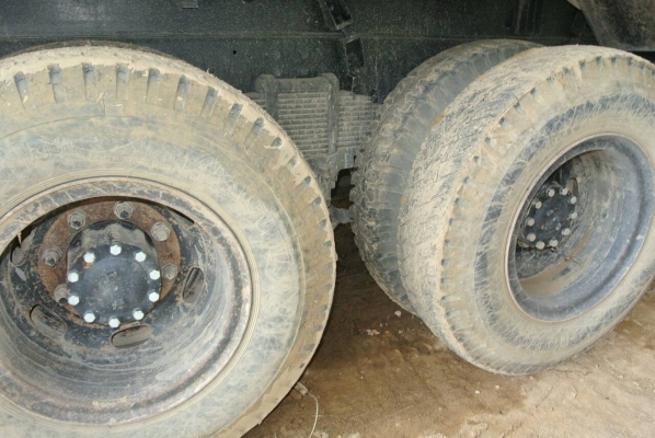 Hino  fm 251 งานบางชิ้นค้างนานเพราะเจ้าของอยากได้ราคาเกินความจริง คงเข้าใจนะคะ