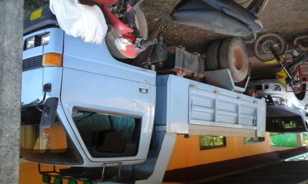 ขายรถ 6 ล้อดั้ม