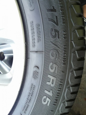 ล้อ Honda jazz hybrid ยาง goodyear 175 65 15 ปี2013 ล้อ Honda jazz hybrid ยาง goodyear 175 65 15 ปี2013