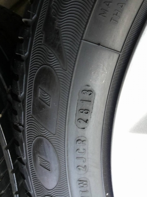 ล้อ Honda jazz hybrid ยาง goodyear 175 65 15 ปี2013 ล้อ Honda jazz hybrid ยาง goodyear 175 65 15 ปี2013