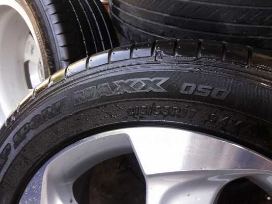 ล้อ HRV ขอบ17 พร้อมยาง dunlop 215 55 17 ปี15