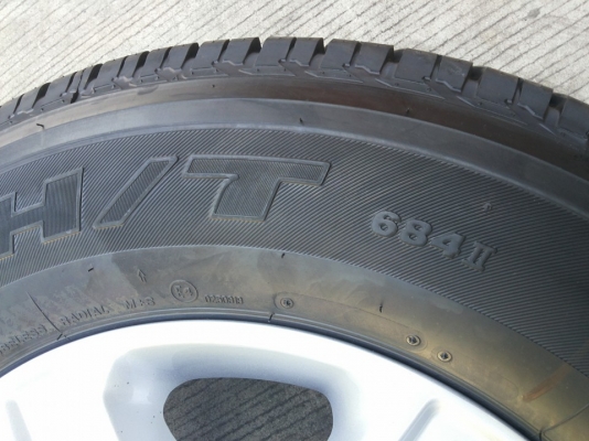 ล้อ ford ranger ขอบ17 ยางบริสโตน 684 265 65 17 ปี2015 ใหม่ๆ