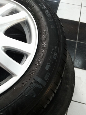 ล้อแม็ก Honda brio พร้อมยาง michelin xm2 175 65 14 ปี2015