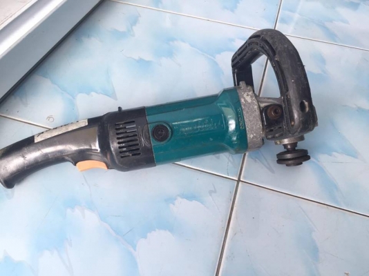 ขายเครื่องขัด MAKITA PC5000C มือสองครับ ขายเครื่องขัด MAKITA PC5000C มือสองครับ