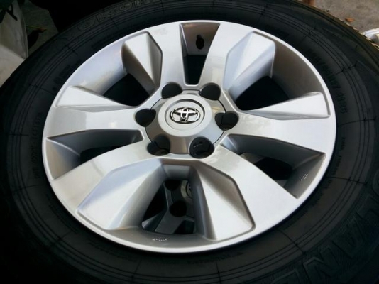 ล้อ toyota hilux revo ถอดป้ายแดง  ยาง yokohama 265 65 17 ปี2015