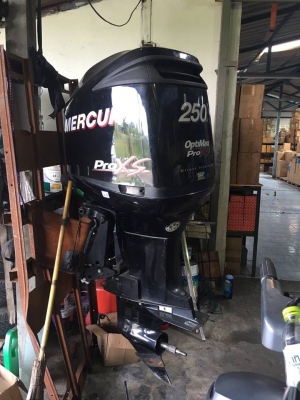 เครื่อง Mercury 250 2 จังหวะ เครื่องหัวฉีด