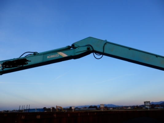 รถขุด Kobelco SK200LC-3 บูม 18m* นำเข้าจากญี่ปุ่น สนใจโทร. 080-6565422 (หนิง)