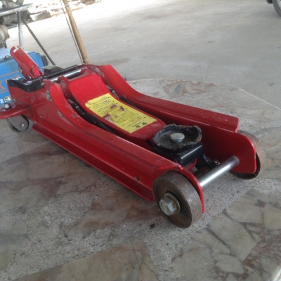 ขายแม่แรงเก่าญี่ปุ่นแท่พร้อมใช้งาน