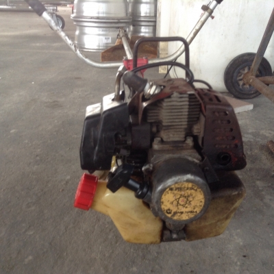 เครื่องตัดหญ้า