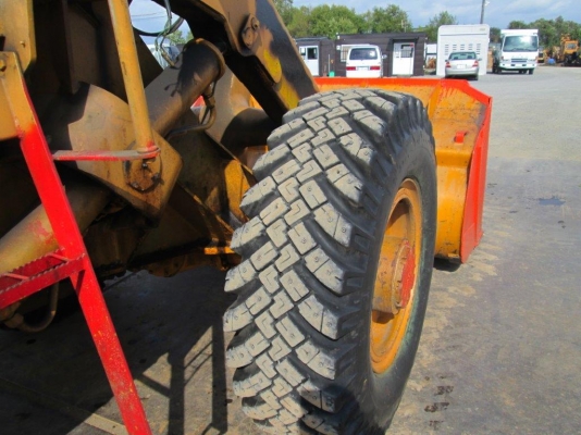 KOMATSU JH60A จากญี่ปุ่นไม่เคยผ่านการใช้งานในไทยครับ