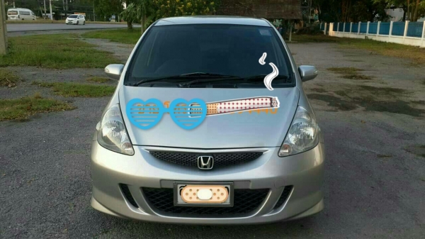 ขายดาวน์ Honda Jazz ปี 06 1.5 VTEC ราคา 270,000 บาท