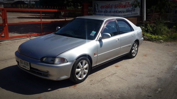 Honda civic สีเทา เครื่องหัวฉีด ราคา 58000 ฿ +