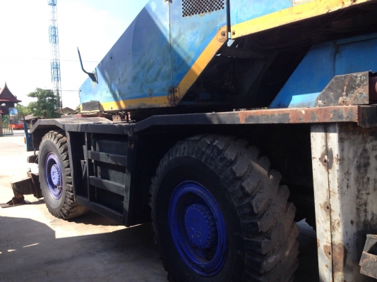 ขายรถเครน25 ตัน คาโต้