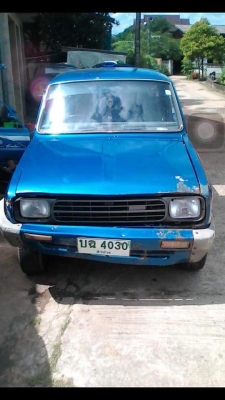 ขายเป็นอะไหล่มาสด้า 1300