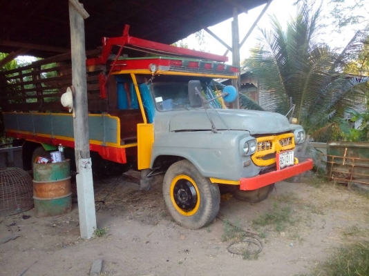 ขายรถ 6 ล้อหน้ายาวเครื่อง 6BB 145 แรง ยางดีทั้ง 6 เส้น ไม่มีทะเบียน