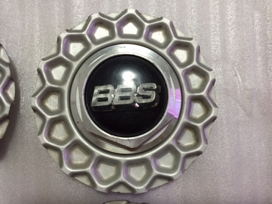 ขาย-ฝาล้อ BBS แท้ เป็นรุ่นฝาเตี้ย สภาพสวยเดิมๆ