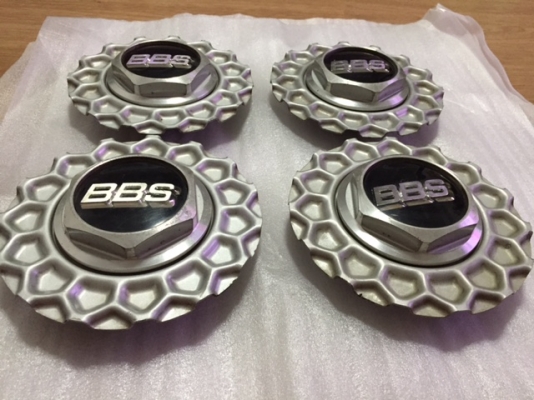 ขาย-ฝาล้อ BBS แท้ เป็นรุ่นฝาเตี้ย สภาพสวยเดิมๆ