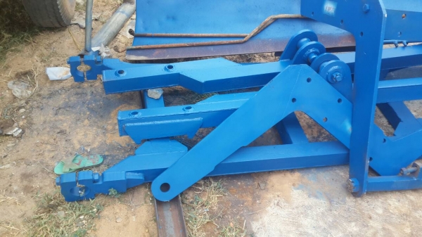 ชุดดันหน้ารถไถฟอร์ด