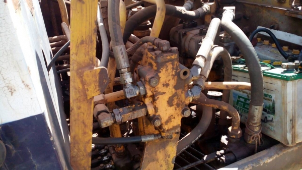 รถแบ๊คโฮ KOMATSU. PC 60-3. สภาพใช้งานได้ดี เครื่องดี ปั๊มดี ช่วงล่างดี สนใจติดต่อ 0835601591 หรือ 0903494058