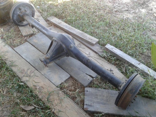 เพลา หลังของ วีโก้ สวย เอาไปใส่ใช้งานได้เลยนะครับ เพลา หลังของ วีโก้ สวย เอาไปใส่ใช้งานได้เลยนะครับ