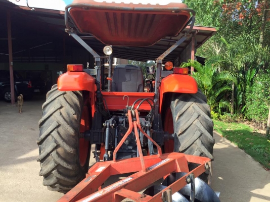 ขายรถไถ Kubota M7040 (4WD) พร้อมดันหน้า ผานพรวนช้าง รถสวย พร้อมใช้งานครับ ขายรถไถ Kubota M7040 (4WD) พร้อมดันหน้า ผานพรวนช้าง รถสวย พร้อมใช้งานครับ