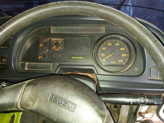 ขายดาวน์.....200แรง6ล้อดั้ม Isuzu FTR33FY2-3000606 ยาง900-20รถสวย...