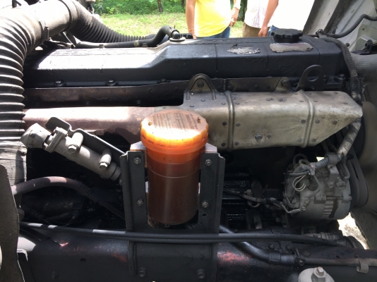 รถอีซูซุ 10 ล้อ หลังถนน FVM เปลื่ยนเครื่อง 195 แรงม้า. ปี 36.   สนใจติดต่อ  081 - 6079515