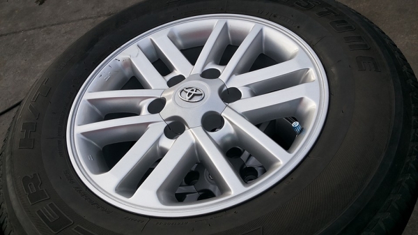 ล้อ preruner vigo fortuner bmc ขอบ17 ยางบริสโตน 265 65 17 ดอกตูมๆ