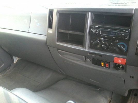 ขาย6ล้อFTR 240แรงม้ายูโร3จดปี55 ไมล์32900โลกระบะยาว7.60ม พร้อมหลังคา