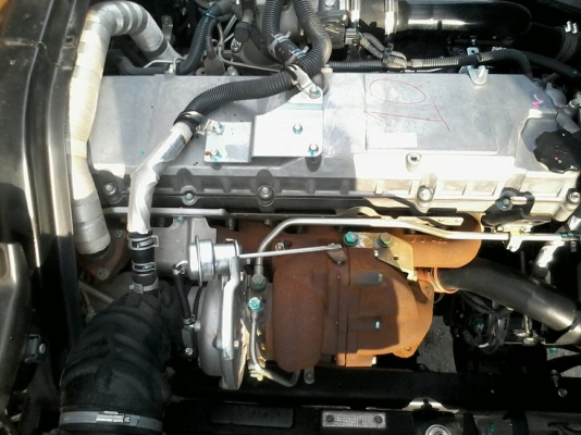 ขาย6ล้อFTR 240แรงม้ายูโร3จดปี55 ไมล์32900โลกระบะยาว7.60ม พร้อมหลังคา