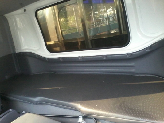 ขาย6ล้อFTR 240แรงม้ายูโร3จดปี55 ไมล์32900โลกระบะยาว7.60ม พร้อมหลังคา