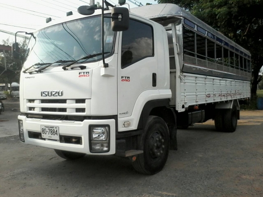 ขาย6ล้อFTR 240แรงม้ายูโร3จดปี55 ไมล์32900โลกระบะยาว7.60ม พร้อมหลังคา